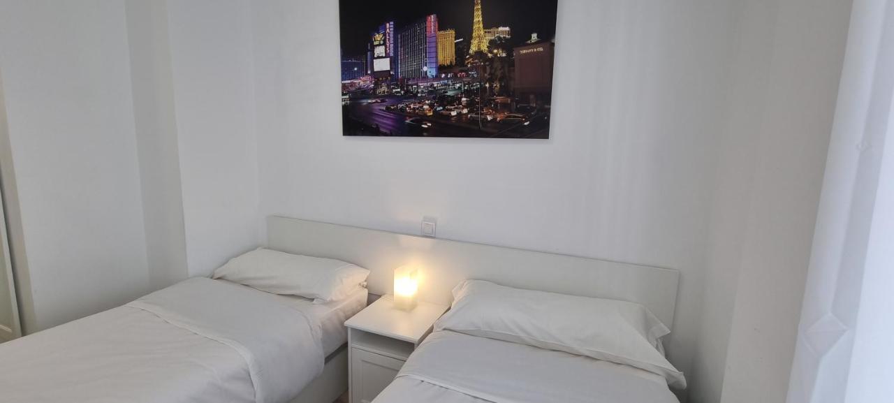 Apartamentos Tanez Santurce A Madrid Extérieur photo
