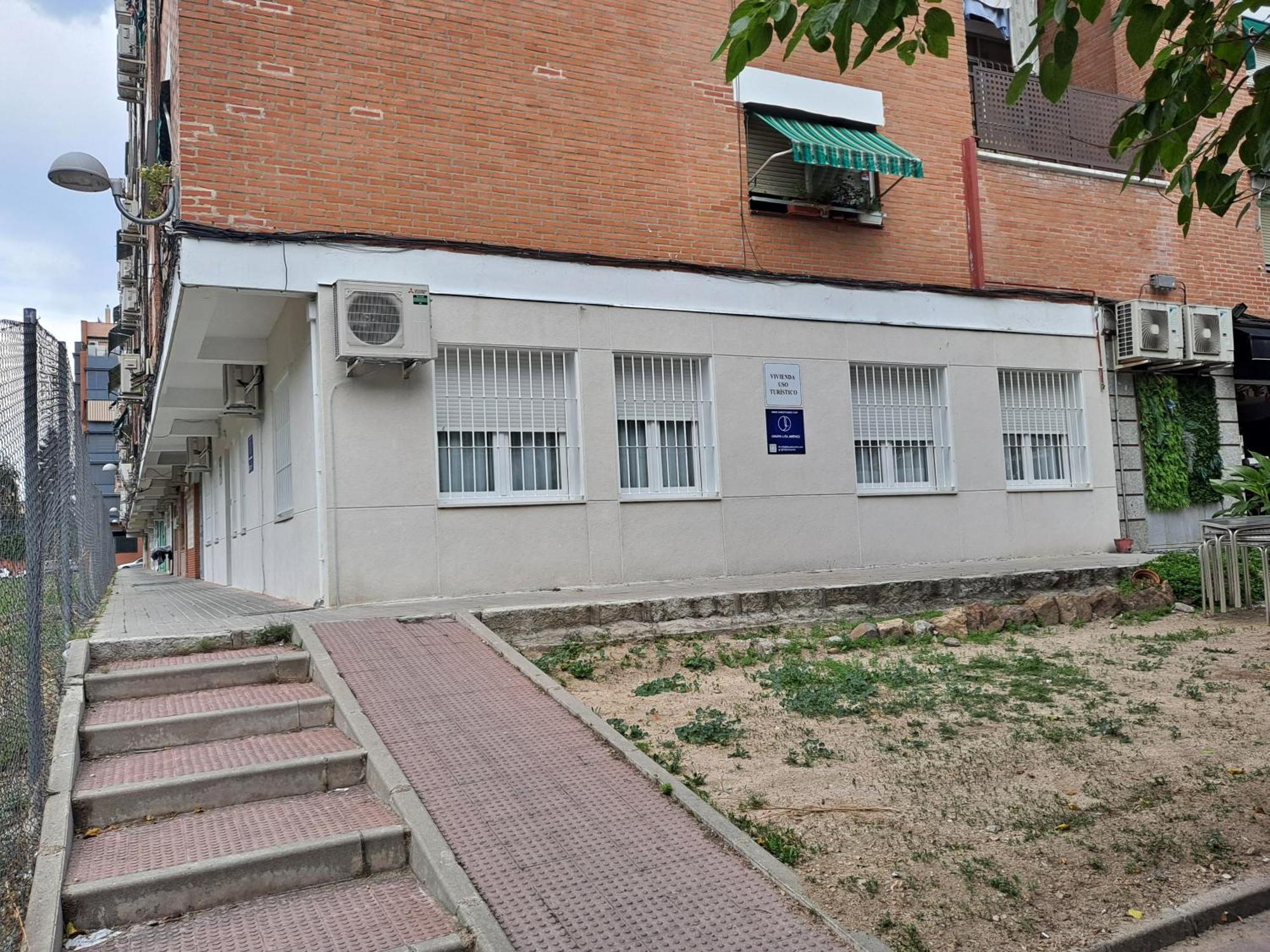 Apartamentos Tanez Santurce A Madrid Extérieur photo